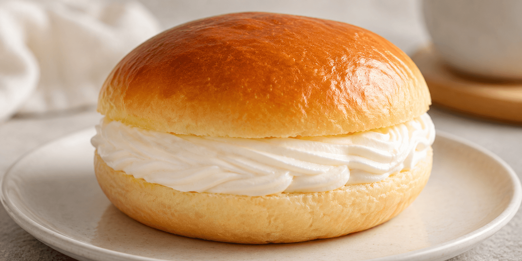 Calories in Cream Bun - Nutrition Facts Information