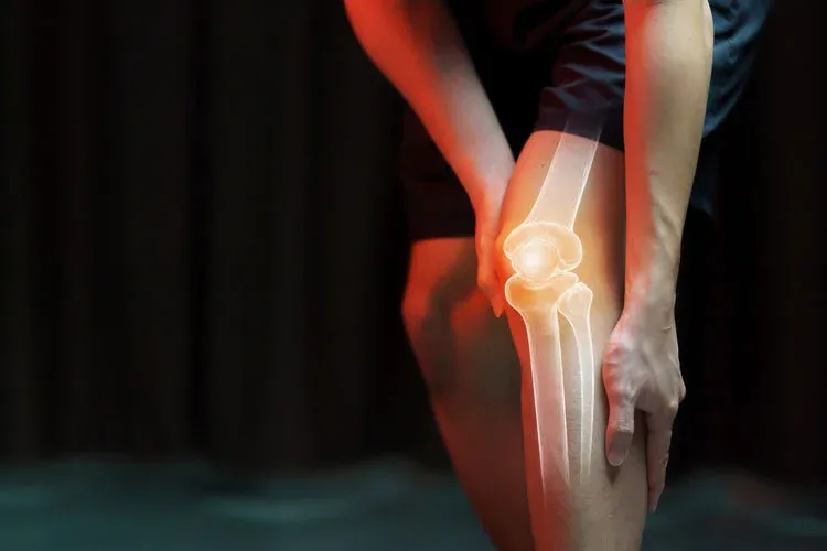 Bone Cancer Symptoms: How to Spot the Ea