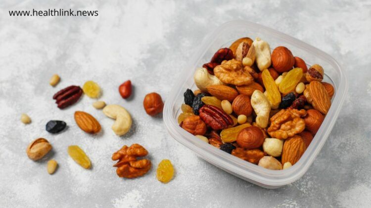 Diabetes? Go Nuts May Lower Heart Risk