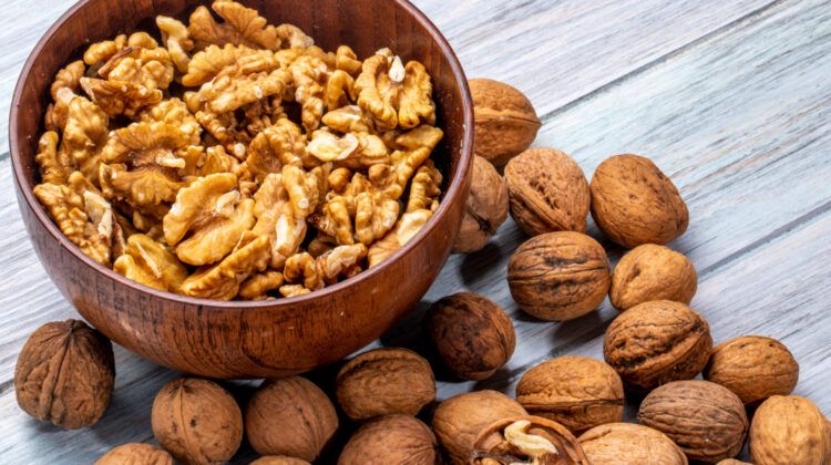 Eating Walnuts Daily Can Help Reduce Bad Cholesterol