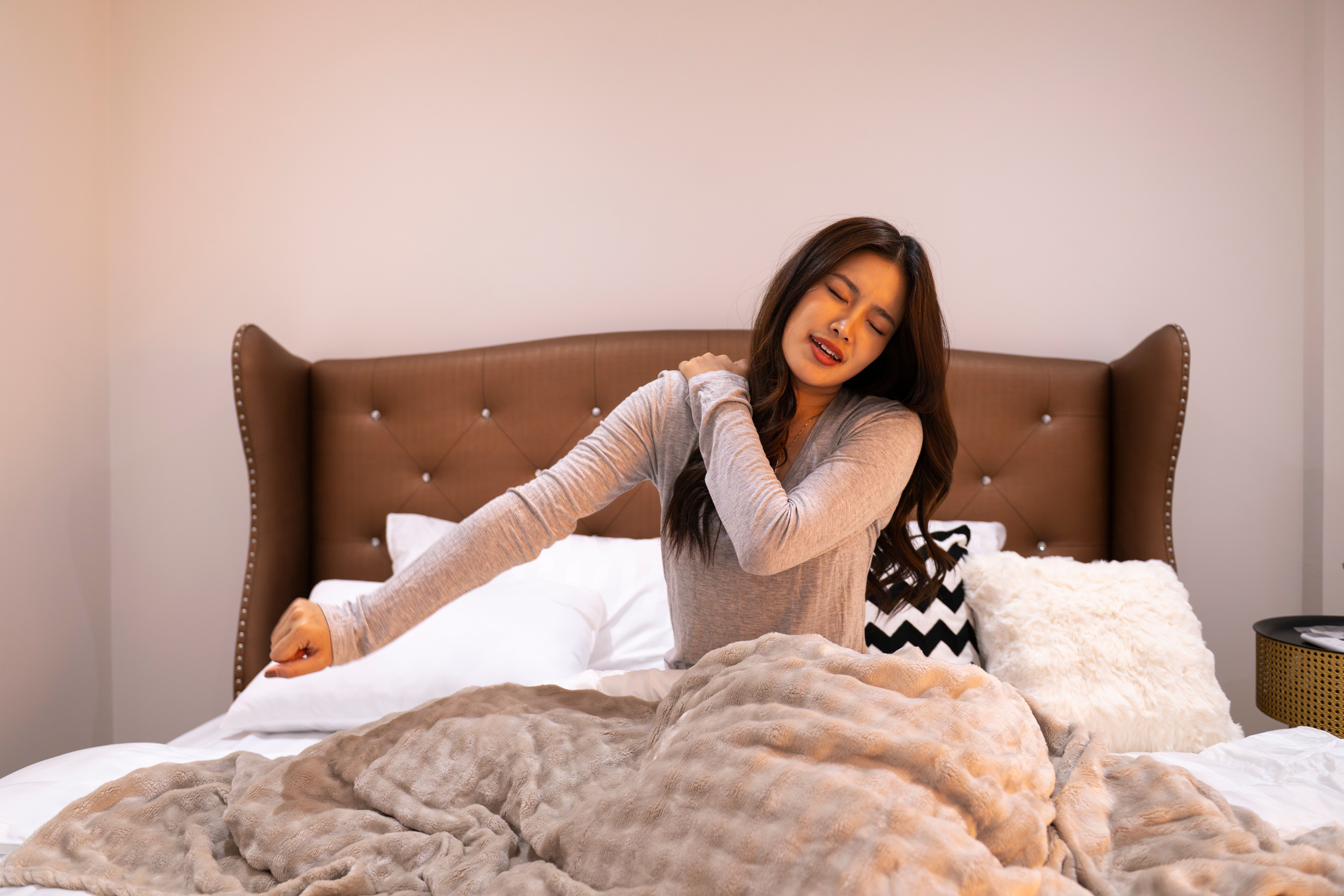 Morning Stiffness in Joints – Normal Aging or Arthritis?