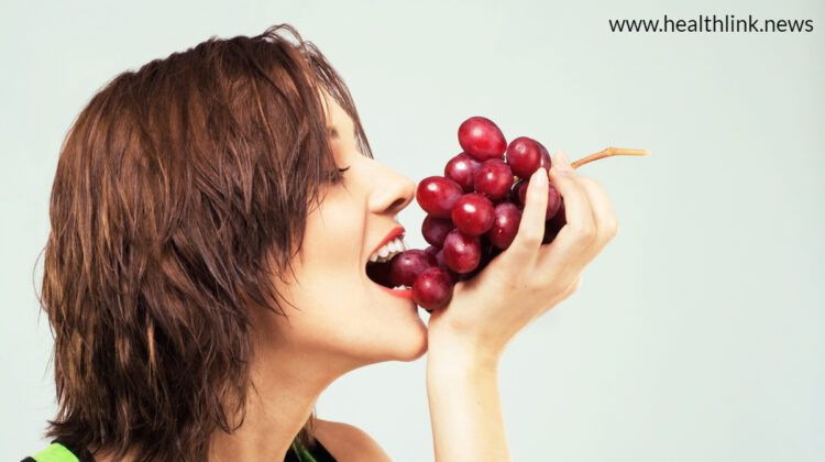 Improve Your Bone and Eye Health With Red Grapes