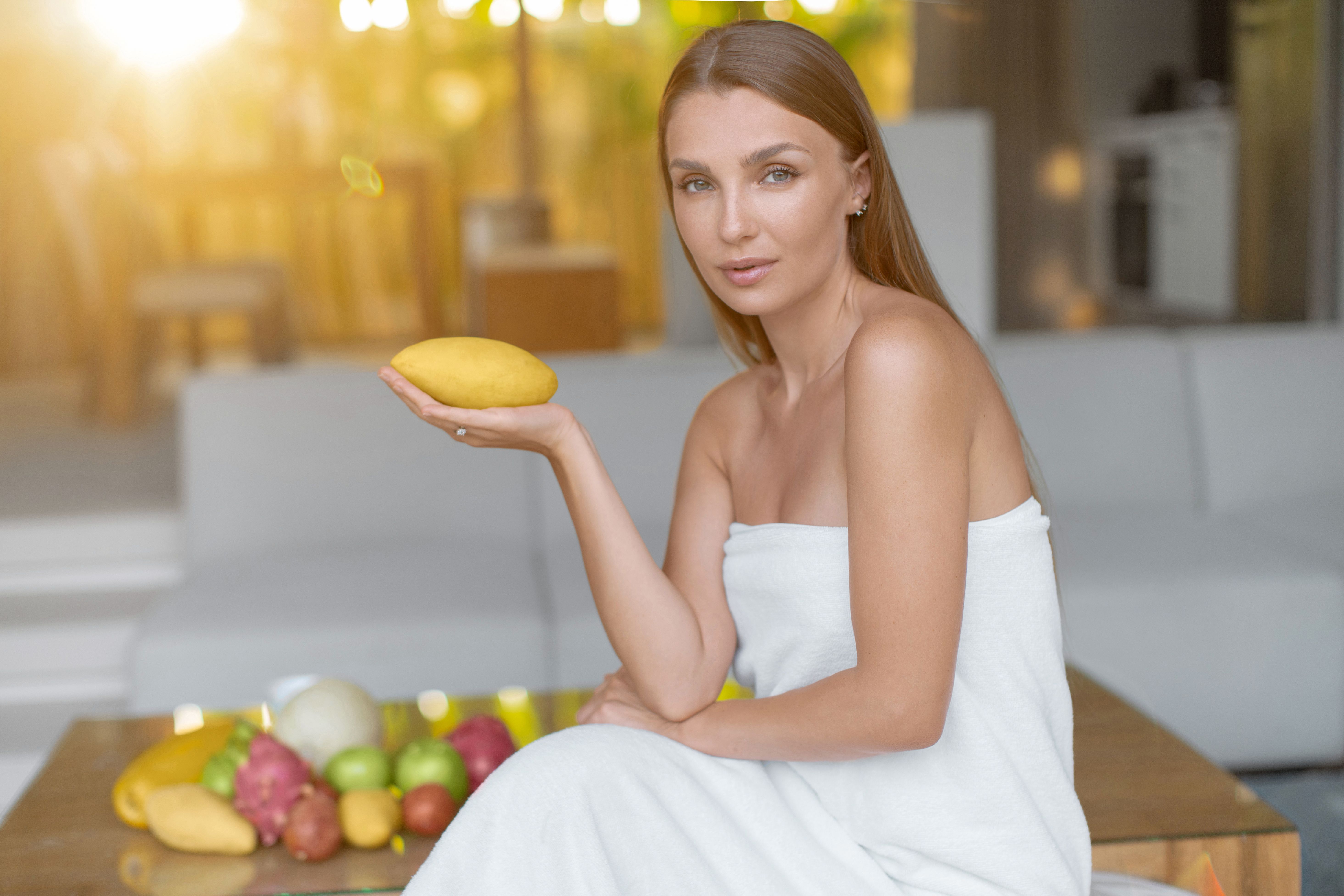 Is mango good for Weight Loss - NUTRITIONAL FACTS AND BENEFITS