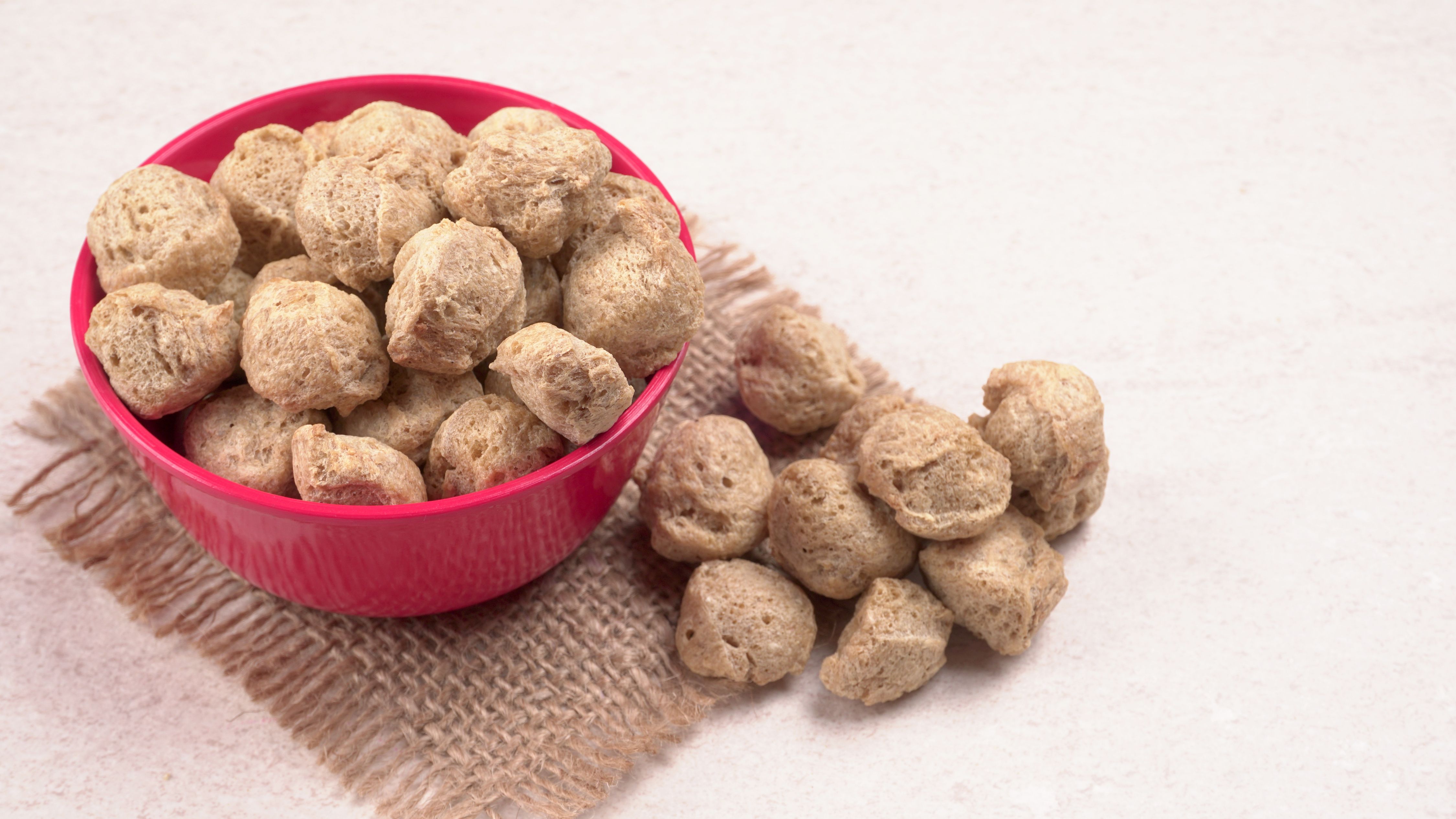 Calories in Soya Chunks - Nutrition Facts Information