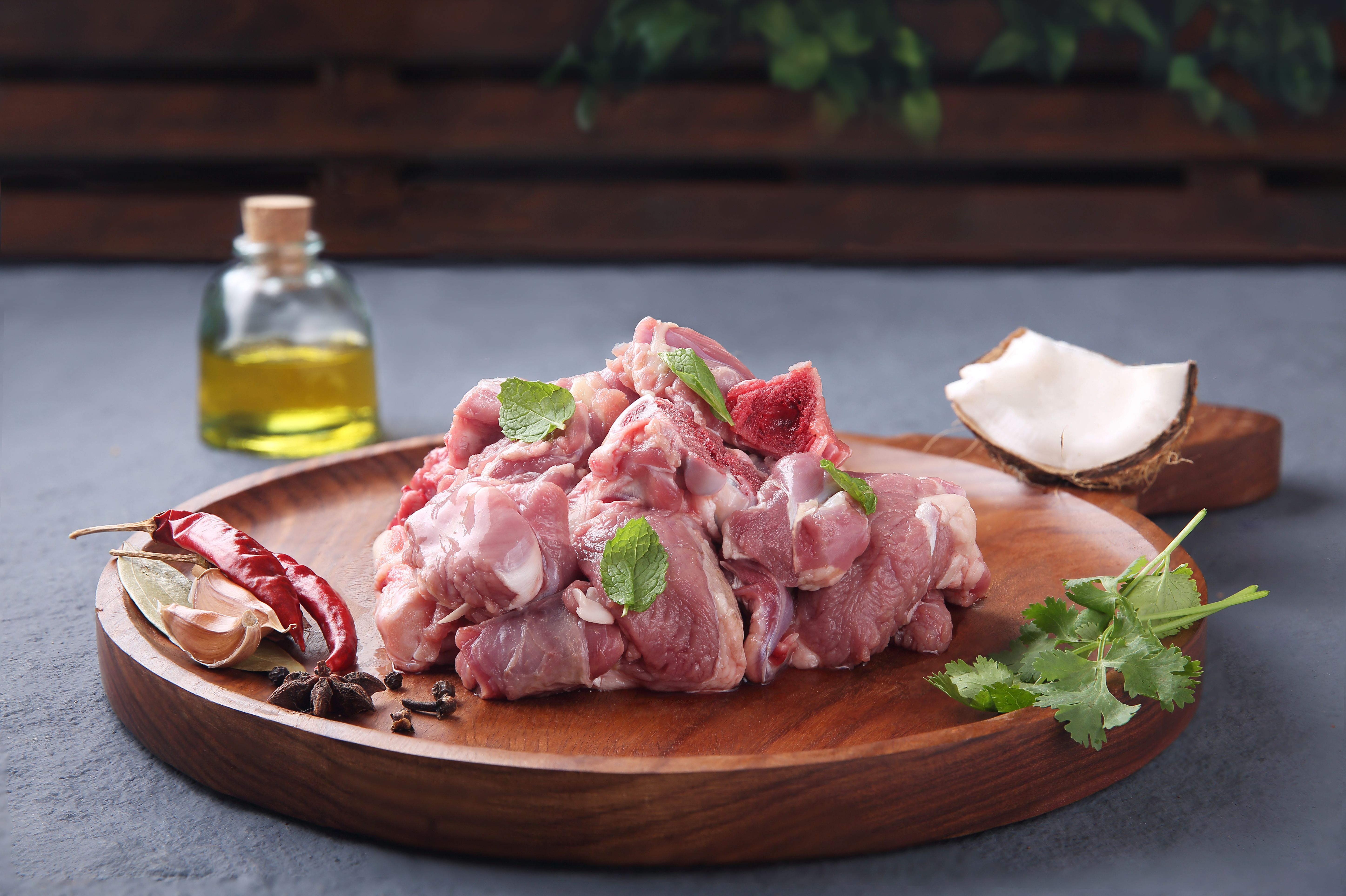 Protein in Mutton per 100g - Nutrition Facts Information