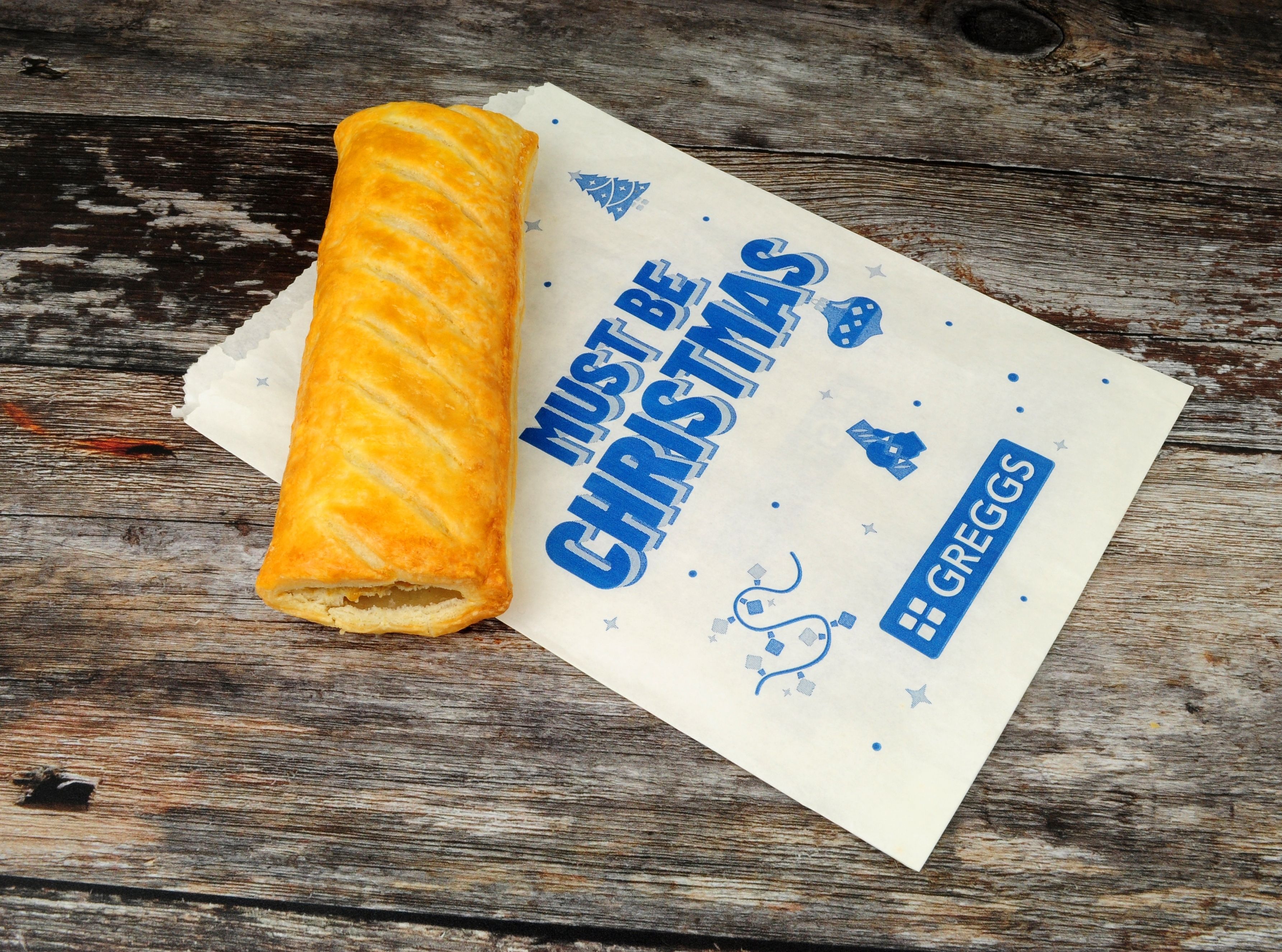 Calories in greggs sausage Roll - Nutrition Information
