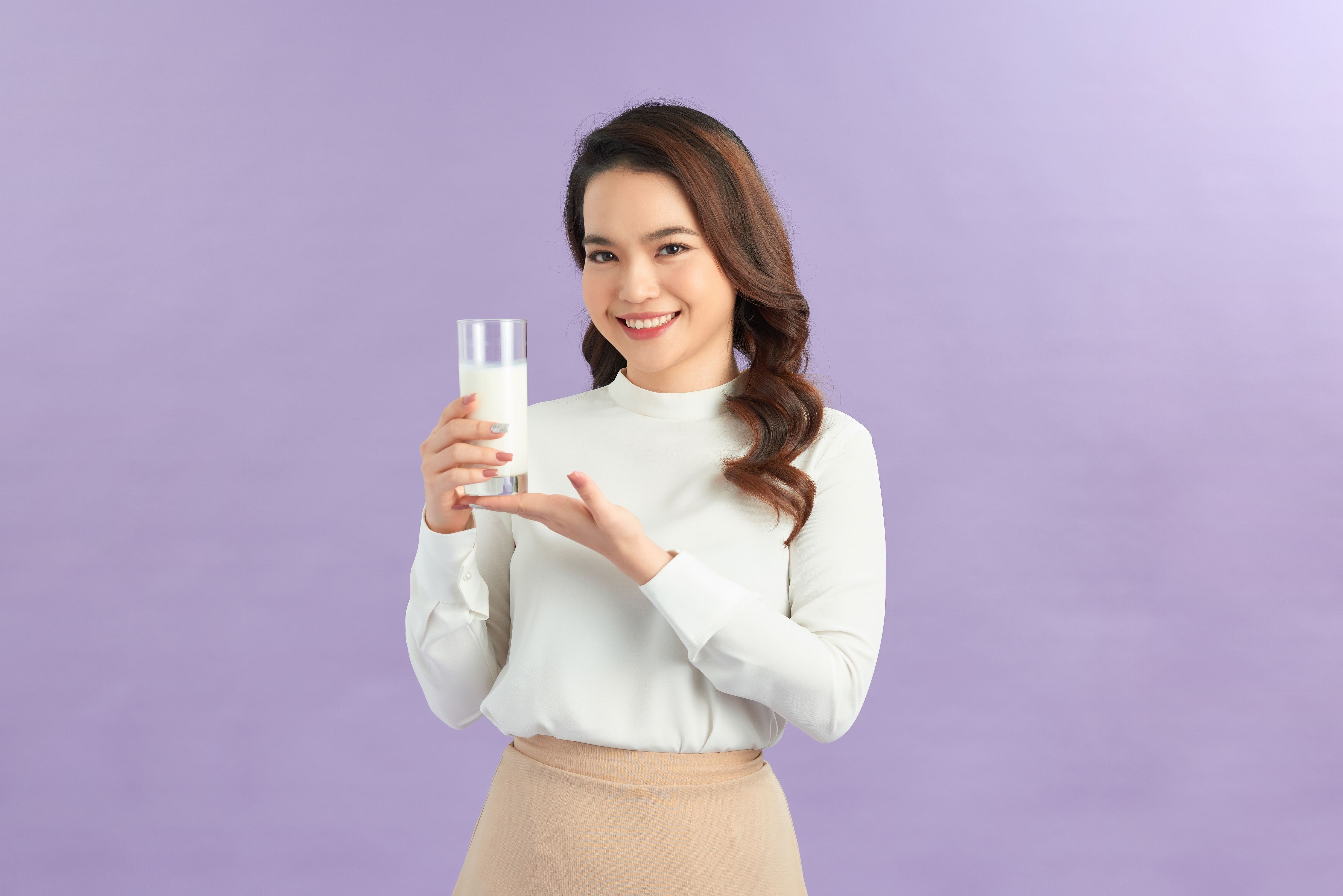 Calories in 250 ml Milk - Nutrition, and Health Benefits