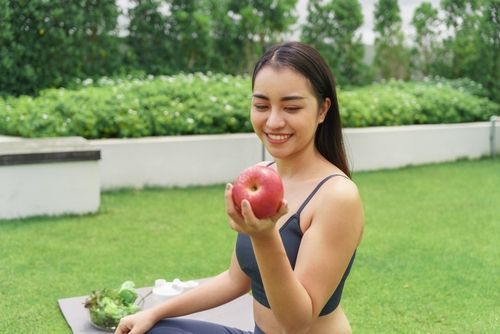 How much calories in One apple Fruit - Docindia.org