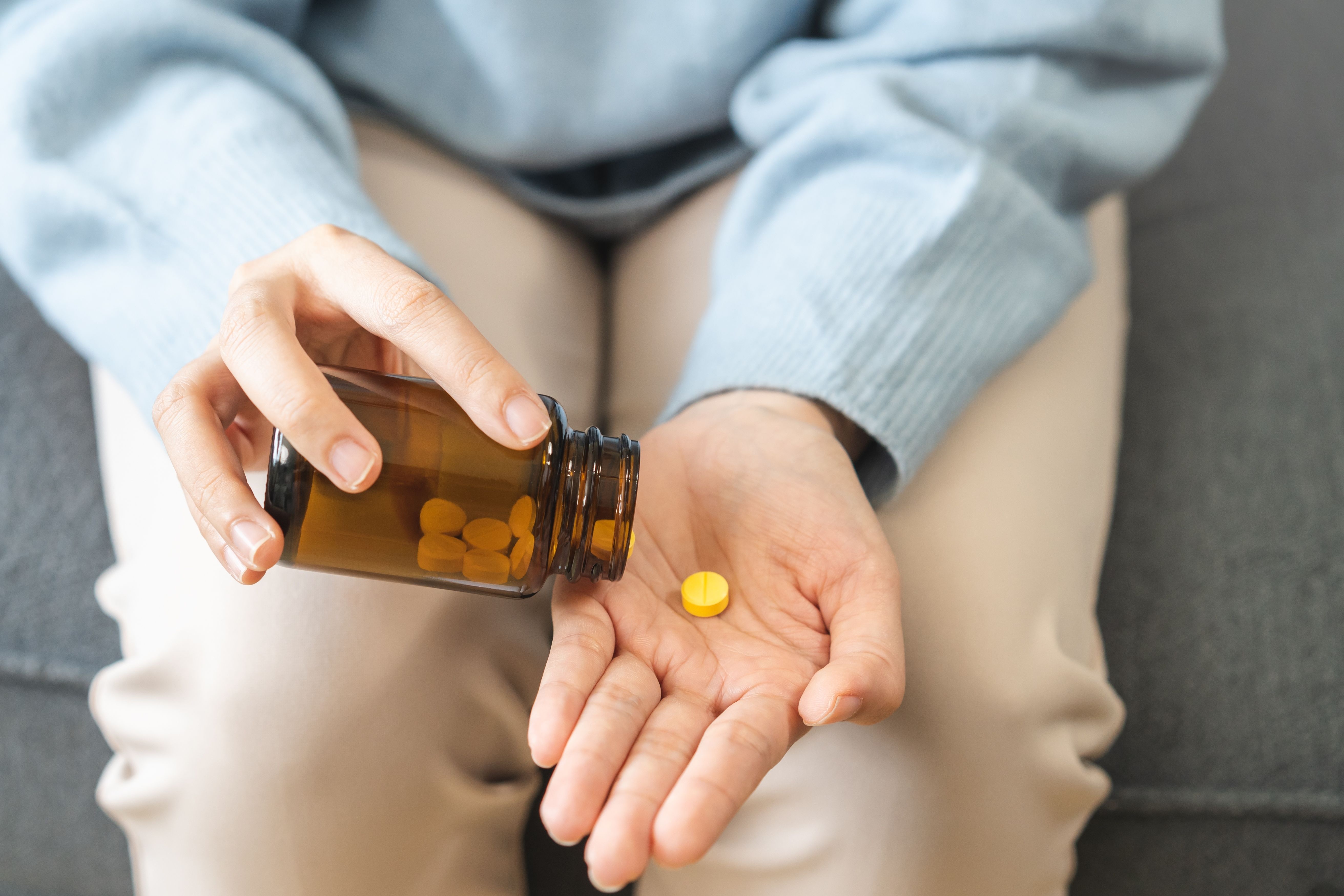 Tablet Lomotil: Uses, Benefits, Side Effects - Docindia.org