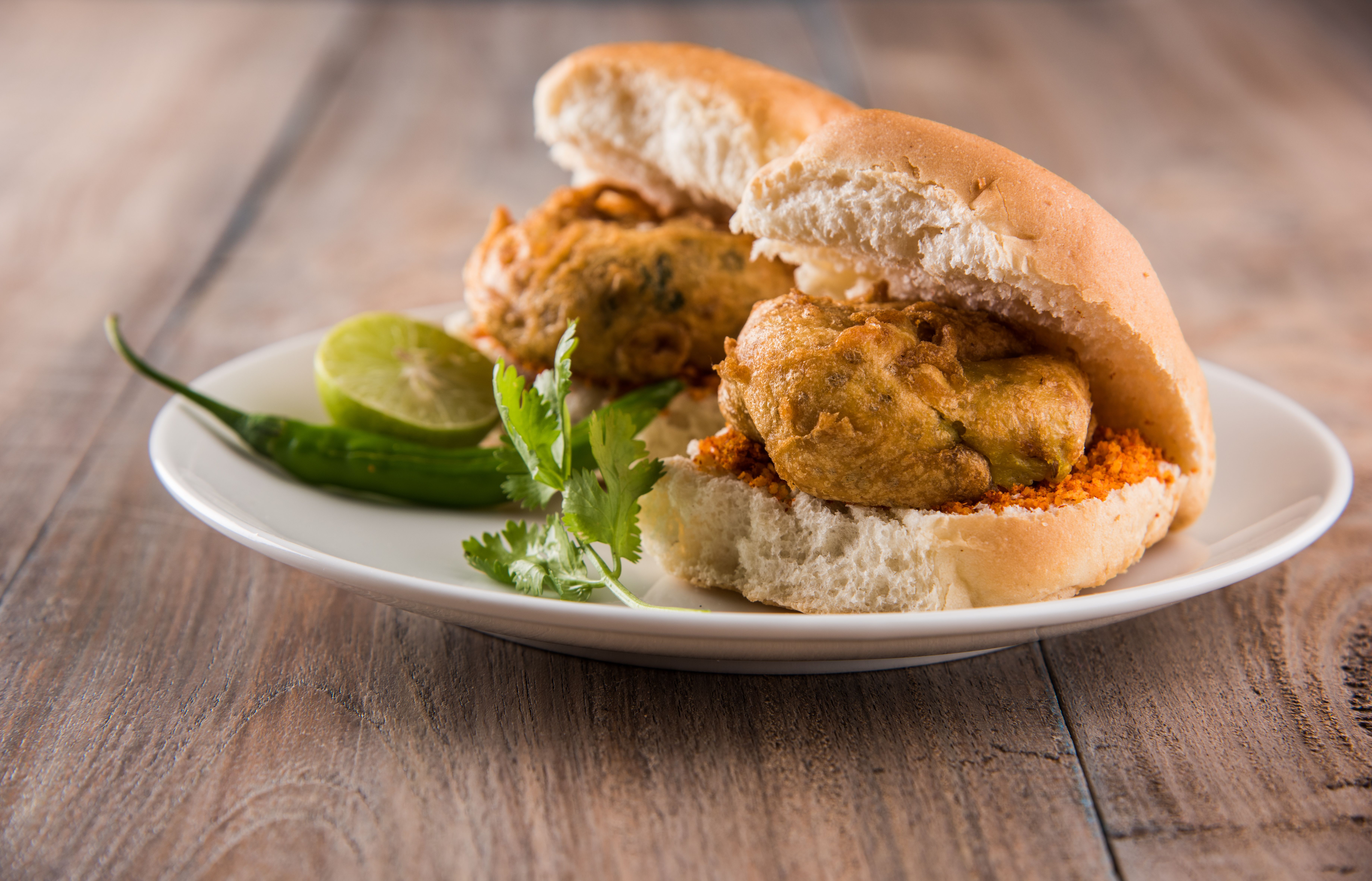 Calories in Vada Pav – Nutrition Facts Information